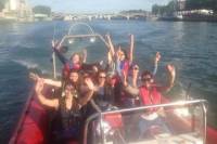 1-Hour Speed Boat Tour in Paris including 20 Minutes Speed Experience and Cruise
