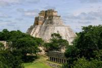 3-Day Yucatan Peninsula Highlights Tour: Chichen Itza, Ik-kil, Merida and Uxmal