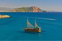 Alanya Pirate Boat with Lunch and Drinks