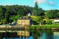 Bay of Islands Shore Excursion: Sightseeing Cruise and Kerikeri Tour
