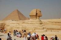 Cairo Airport Layover Tour to Giza Pyramids with Private Guide including Lunch