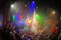 Cancun Nightlife Tour: Open Bar at Coco Bongo and Dinner at Carlos 'n Charlie's