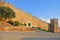 Catalan Culture Tour from Barcelona: Food Market, Montblanc and Human Tower Festival