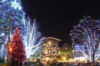 Christmas Lights Leavenworth Tour from Seattle