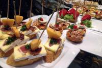 Classic Tapas Tasting Experience in Madrid