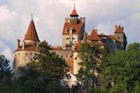 Day Trip to Dracula's Castle, Rasnov Fortress, Brasov and Peles Castle