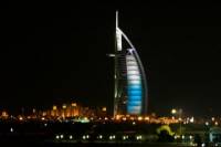 Dubai Night Life Tour including Arabic Food and Drinks