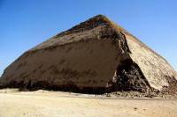 Economy Private Day Tour: Giza Pyramids, Sphinx, Sakkara and Dahshour
