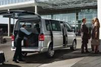 English Speaking Private Minibus Arrival Transfer from Riga Airport