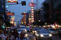Flavors of Bangkok: Small-Group Chinatown Evening Food Tour