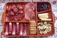 Food, Wine and Olive Oil Walking Tour in Porto