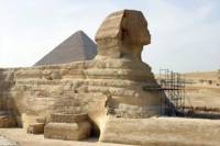Giza Pyramids and Sphinx Day Tour including Lunch from Cairo