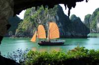 Halong Bay Day Trip from Hanoi