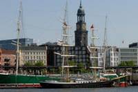 Hamburg Hop-on Hop-off Tour - Red Double Decker