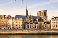 Heart of Paris Tour: Notre-Dame and Ile de la Cite with wine tasting