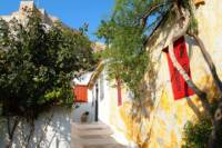 Hidden Athens Walking Tour and Picnic: Plaka and the Hills of Athens