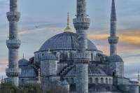 Istanbul Full-Day Tour with Hagia Sophia, Blue Mosque, Topkapi Palace, Grand Bazaar and local Turkish lunch