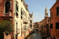Morning Walking Tour of Venice plus Gondola Ride