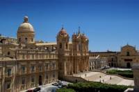 Noto and Marzamemi Day Trip from Taormina