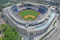 NY Yankees VIP Baseball Tour: Stadium Tour and Lunch with a Yankees Legend