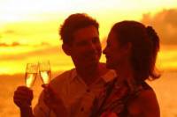 Oahu Casual Sunset Dinner and Show Cruise