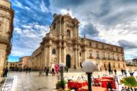 Ortygia: Syracuse's Ancient Town Center Walking Tour