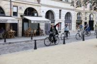 Paris Sightseeing, Marais and Secrets Bike Tour