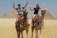 Private 8-Hour Tour to Giza Pyramids and Egyptian Museum from Cairo