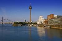 Private Arrival Transfer: Dusseldorf Train Station
