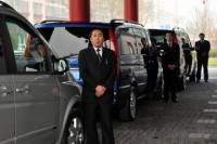 Private Arrival Transfer with English-speaking Guide On-Board: Beijing Railway Stations to Hotel