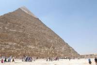 Private Day Tour: Egyptian Museum, Giza Pyramids and Mosque of Sultan Hassan from Cairo