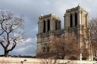 Private Paris Half Day Audio Pen City Tour and Sightseeing Cruise