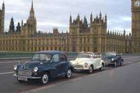 Private Tour: London City Tour in a Vintage Car with Optional Champagne