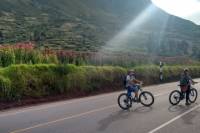 Private Tour: Sacred Valley Biking Adventure Including Ollantaytambo
