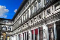Private Tour: Uffizi Gallery and Italian Happy Hour Aperitif