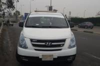 Private Transfer: Cairo Airport Arrival in Private Van