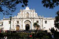 Puerto Quetzal Shore Excursion: Colonial Antigua and Hot Springs with Lunch
