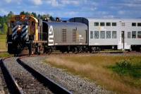 Round-Trip Gourmet Train Ride from Quebec: Baie-Saint-Paul and La Malbaie