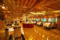 Rustar Luxury Dinner Cruise at Creek