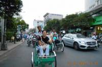 Saigon by Night: Cyclo Ride including Dinner on cruise