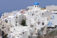 Santorini Shore Excursion: Private Tour of Oia and Fira, including Museum of Prehistoric Thira and Wine Tasting