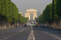 Skip the Line Arc De Triomphe Summit Access and Champs Elysees Highlights in Paris Tour