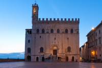 Small-Group Gubbio Walking Tour from Perugia