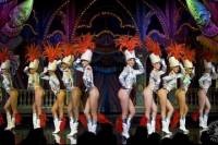 Small Group Paris Night City Tour with River Cruise and Moulin Rouge Show