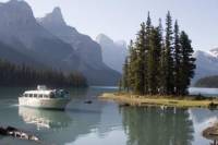 Spirit Island Cruise on Jasper's Maligne Lake