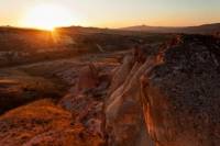 Sunset Cappadocia Tour Including Wine Tasting and Valley Hike