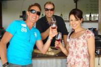 Swan Valley Tour from Perth: Wine, Beer and Chocolate Tastings