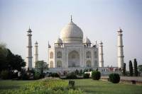 Taj Mahal Small-Group Day Trip