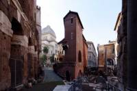 The Hearth of Ancient Rome and Ghetto Walking Tour