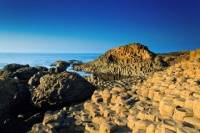 Titanic Visitor Experience and Giant's Causeway Day Trip from Dublin
